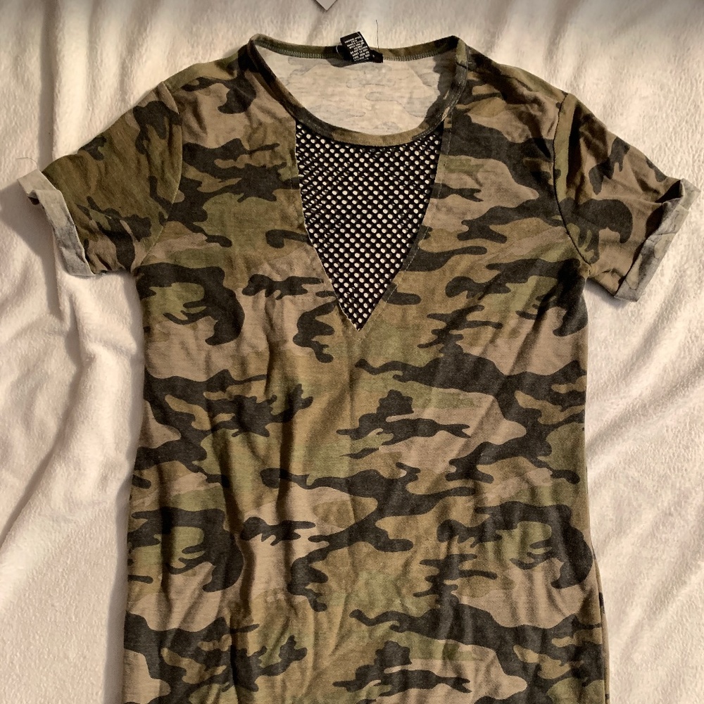 Rue21 camo t-shirt dress